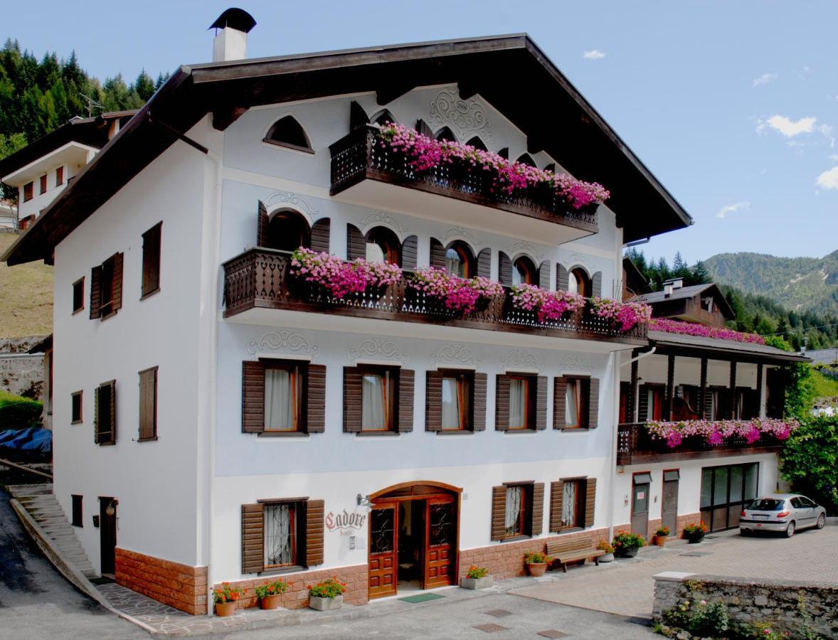 Cadore Haus Hotel Auronzo di Cadore Exterior photo